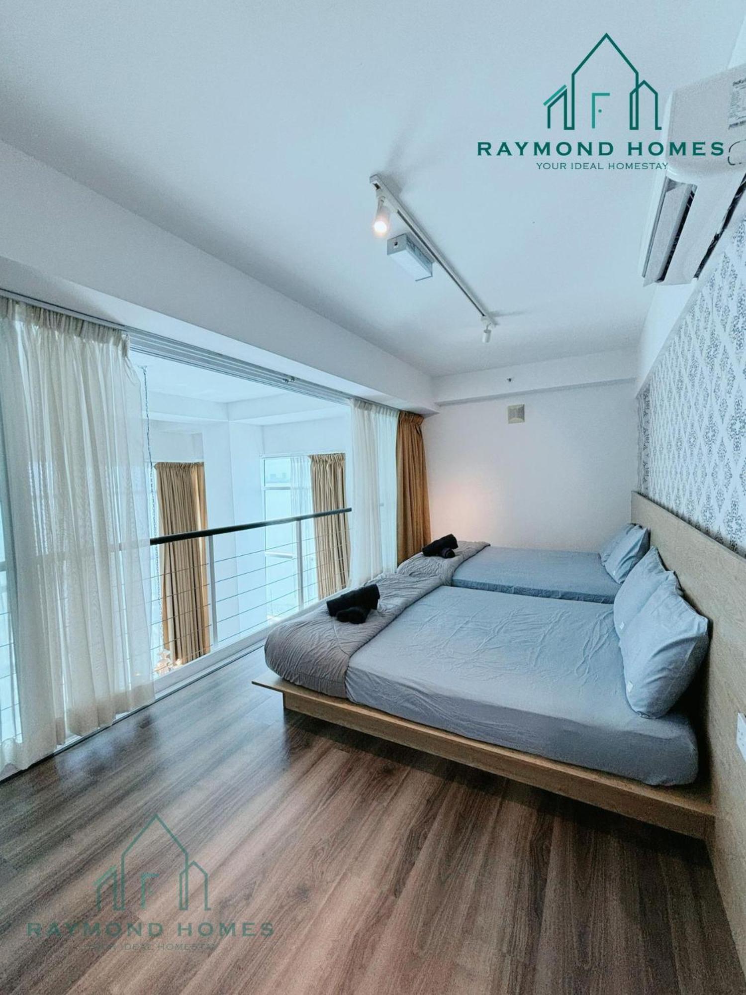 Maritime Sea View Duplex Apartment George Town