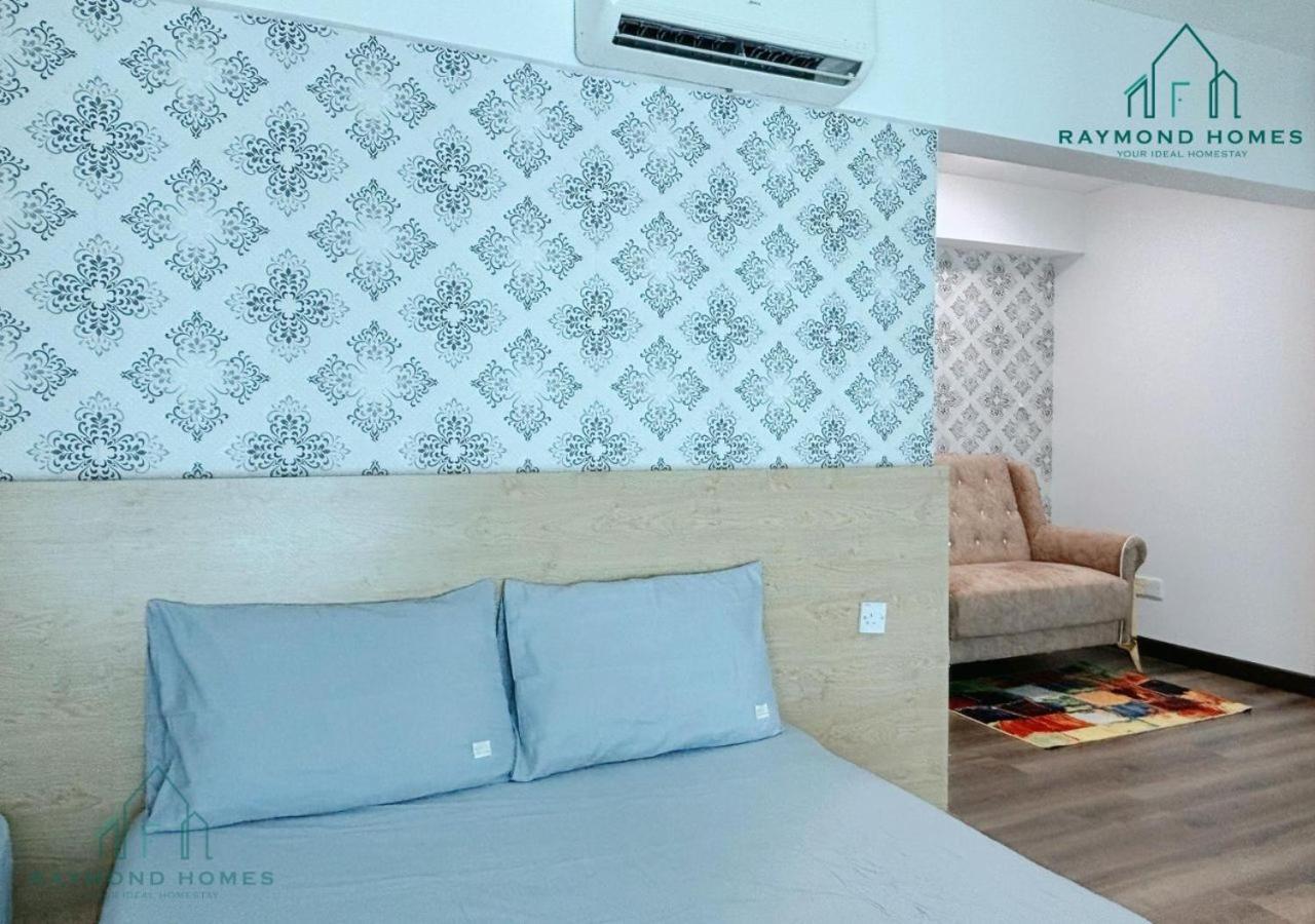 Maritime Sea View Duplex Apartment George Town