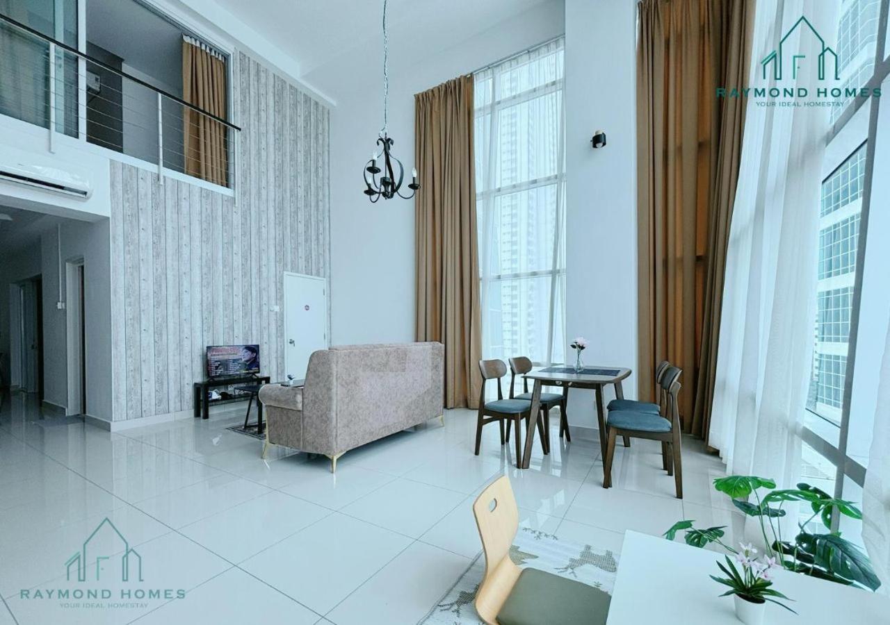 Maritime Sea View Duplex Pangsapuri *
