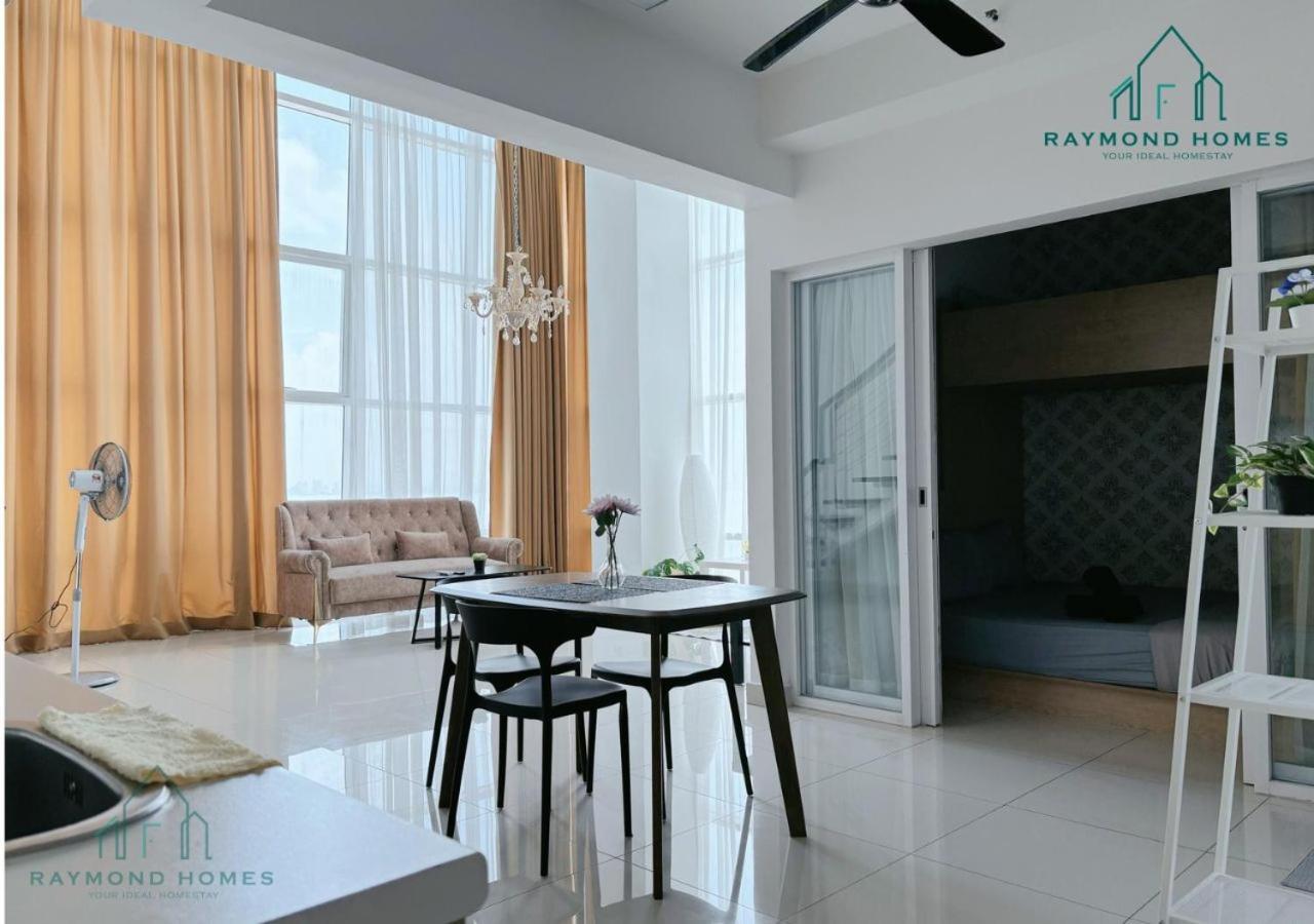 Maritime Sea View Duplex Pangsapuri *